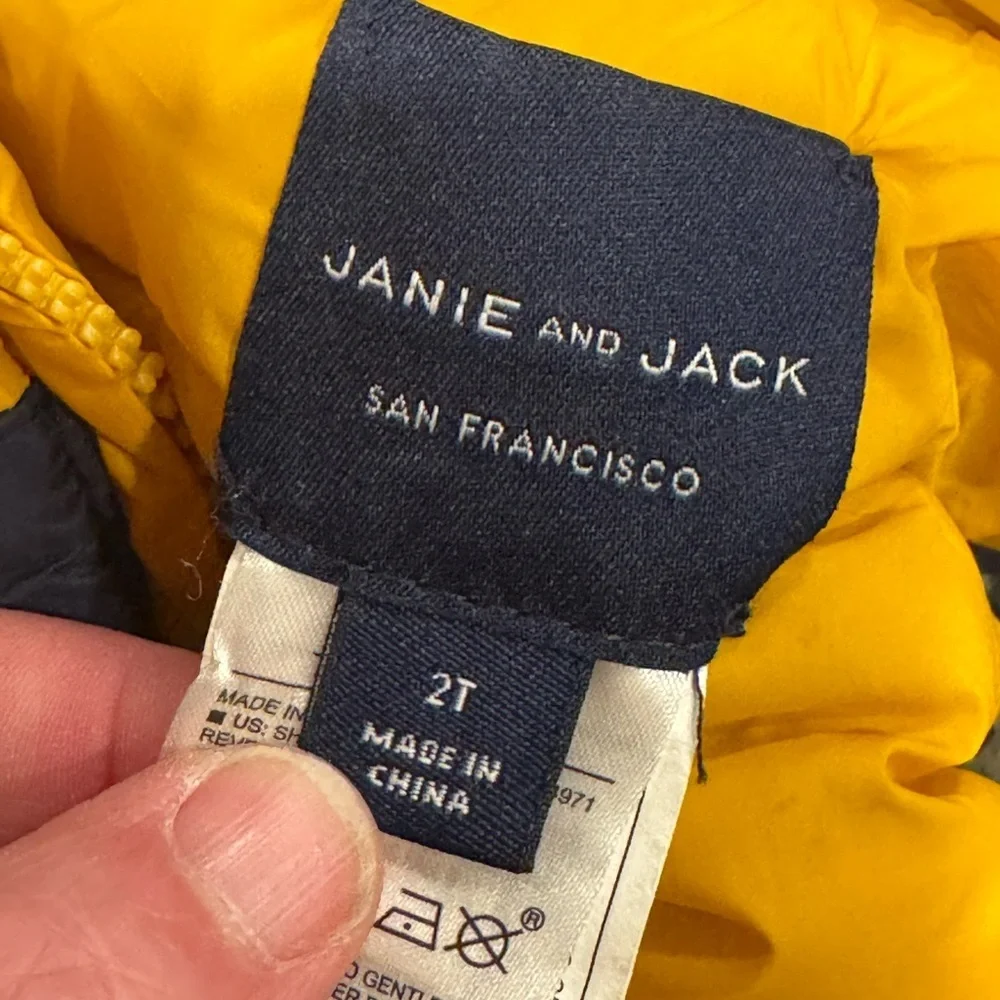 Janie and Jack Boys Puffer Vest Size 2T Blue Yellow Reversible Winter Outerwear